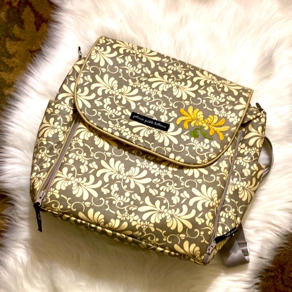 Petunia Pickle Bottom Diaper Bag - Picture 4 of 11